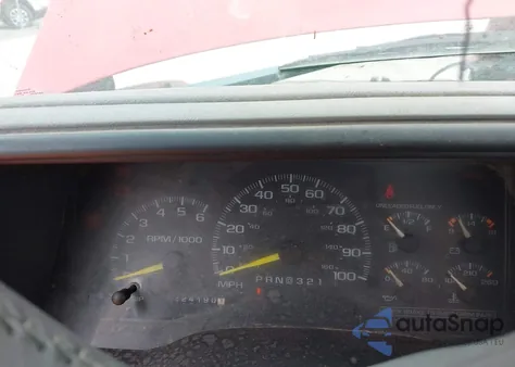 1998 Chevrolet C/K 1500 Fleetside z USA, uszkodzony, nr VIN 1GCEK14R9WZ204587